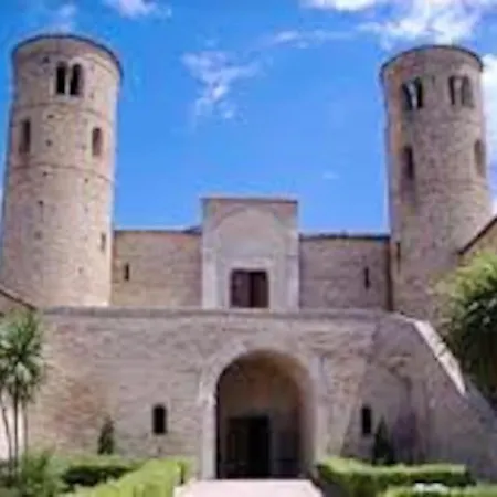 With One Bedroom In With Wonderful City View And Wifi 18 Km From The Beach アパート Monte San Pietrangeli